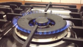 Risparmiare su luce e gas: arrivano i tutor dell’energia per insegnare i trucchi ai consumatori