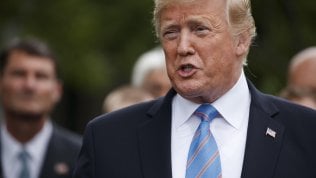 Borse positive nonostante le minacce di Trump alla Cina. Spread sotto 260