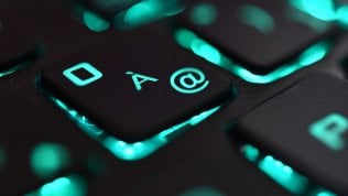 Professionisti del digitale: tutti li cercano, ma gli stipendi non decollano