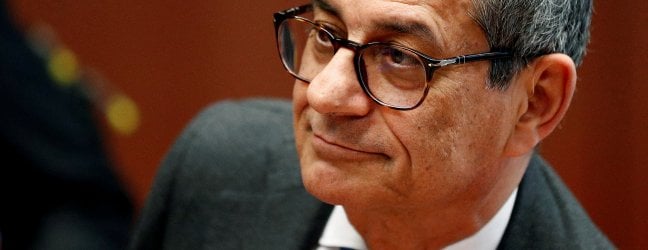 Dopo il caos Tria scrive alla Ue: anticipazioni, smentite e poi la lettera definitiva sui conti