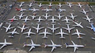Boeing cede lo scettro delle vendite ad Airbus dopo incidenti 737 Max