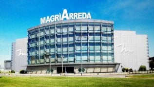 Magrì Arreda: 35 licenziamenti in arrivo, lavoratori senza stipendio da aprile
