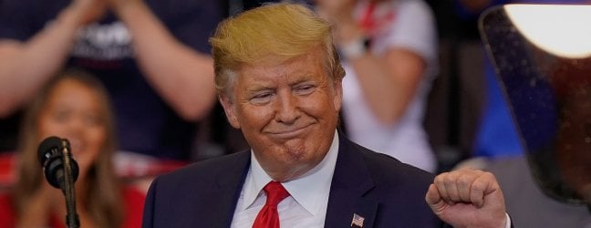 Trump rilancia i dazi alla Cina, Borse ko: Milano perde il 2,41%