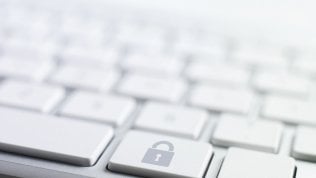 Crisi di governo, Garante Privacy e Agcom a rischio paralisi. Gli esperti: “Minaccia per la par condicio”