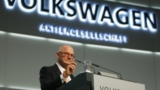 Morto Ferdinand Piech, il patron che trasformò la Volkswagen in un colosso dell’auto