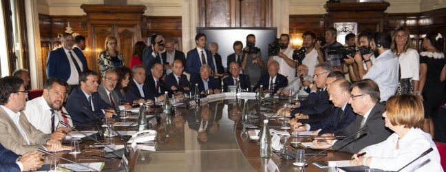 Salvini alle parti sociali: “Manovra non sia gioco delle tre carte”. Garavaglia: “Supereremo Bonus Renzi”