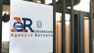 Fisco, tregua di Ferragosto: congelate 800 mila cartelle