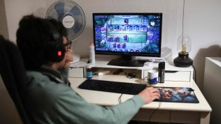 Istat: tutti in casa, ma per il 40% dei ragazzi spazi esigui e un terzo delle famiglie non ha il computer