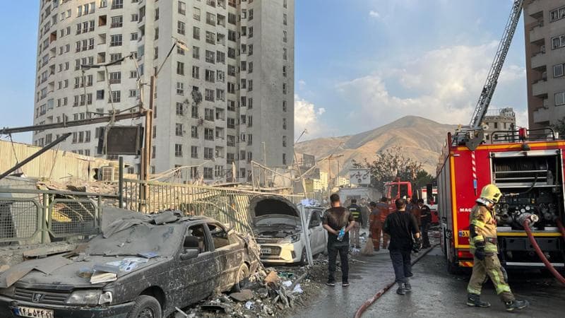 Gas e petrolio schizzano, i mercati vanno giù: l’attacco a Teheran spaventa le Borse