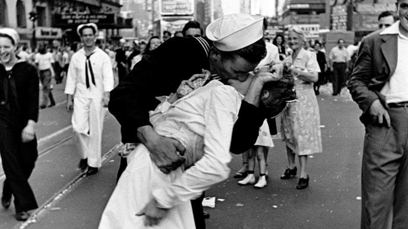 Torino rende omaggio ad Alfred Eisenstaedt, l’occhio di Life