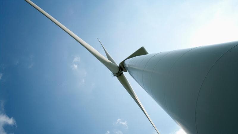 Terna, consumi elettrici stabili. Volano accumuli ed eolico