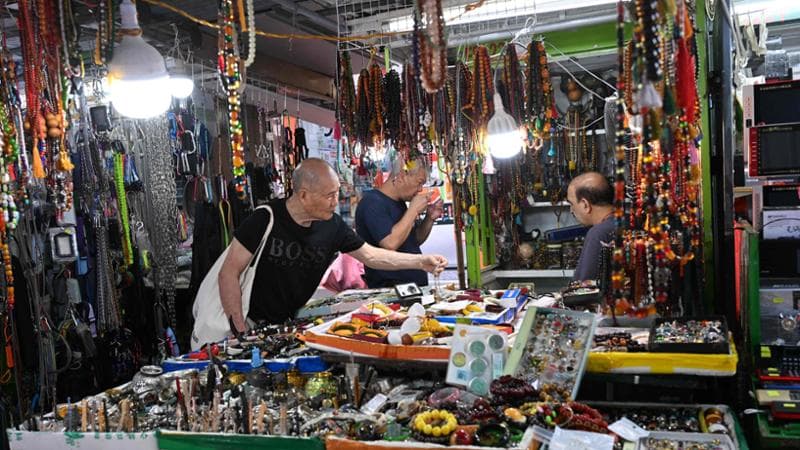 Il patrimonio globale vola al traino della finanza: 550mila miliardi. In Italia 3.100 super-ricchi