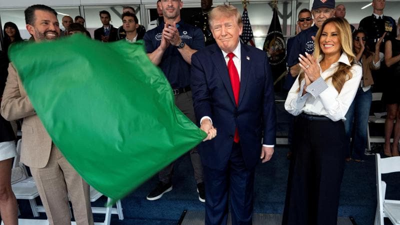 Il portafoglio di Trump: vende Meta e compra Visa. Come il Presidente gioca in Borsa